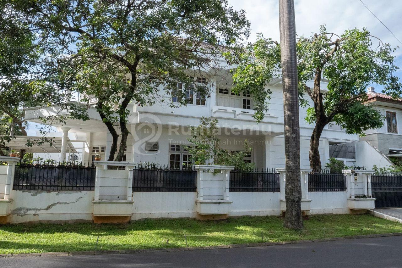RUMAH DI JUAL BANGUNAN 2 LANTAI DI PONDOKINDAH