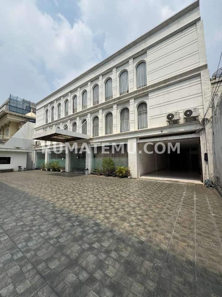 Kantor Di Lokasi Strategis & Bisnis Area Kebayoran Baru Jakarta Selatan.