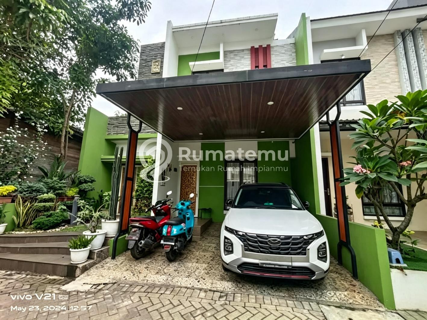 Dijual Rumah 3 Lantai Flora Aryana Karawaci