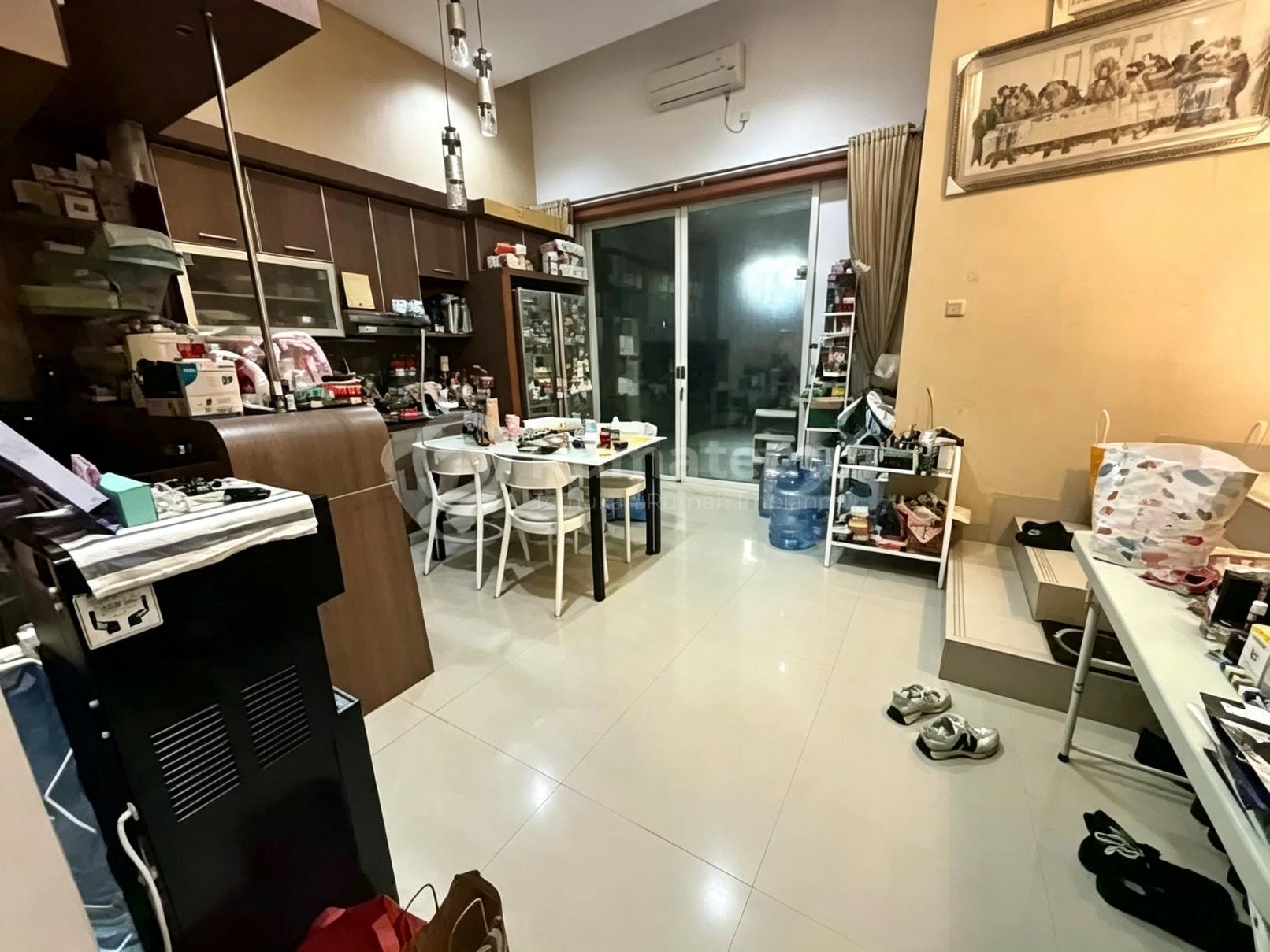 Di Jual Rumah Taman Grisenda Pik