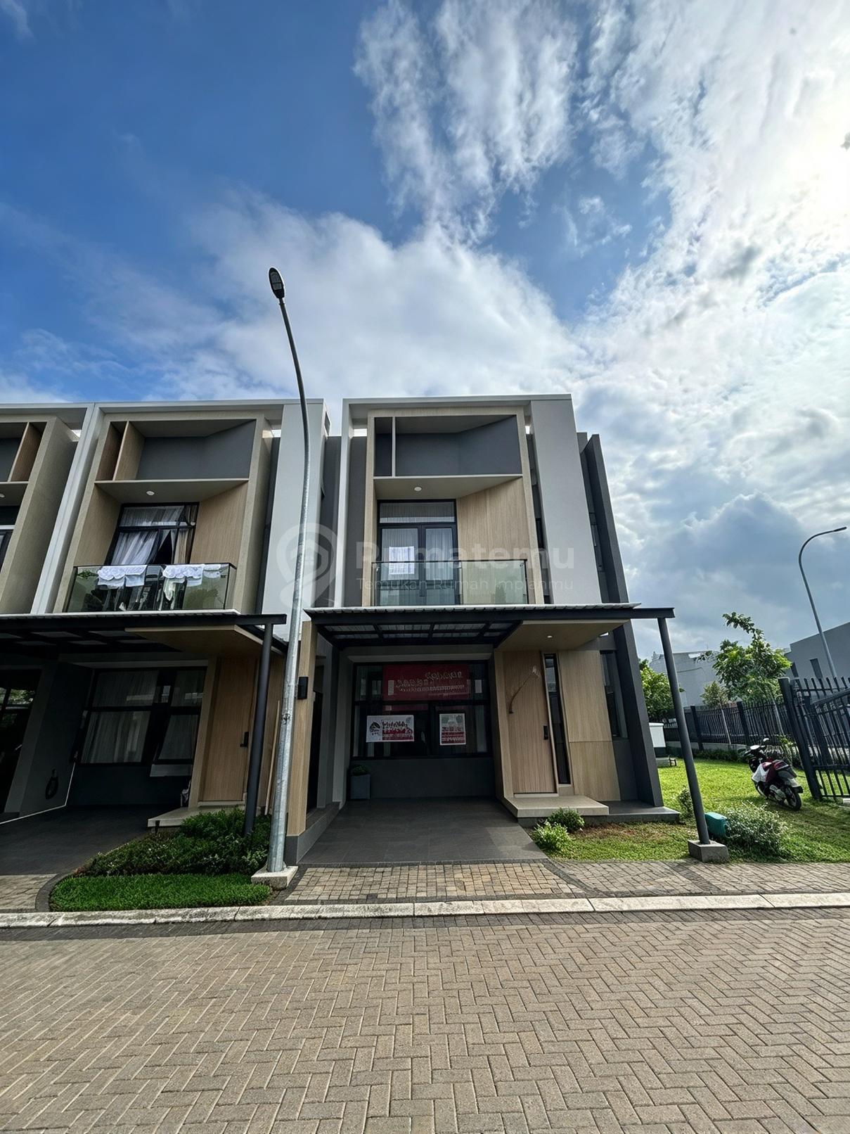 Dijual Rumah Hook Termurah di Tanakayu BSD Bs Dibangun Lebihan Tanahnya