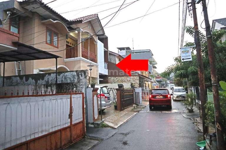 Jual Rumah 2 lantai Hook di Lenteng Agung, Jagakarsa, Jakarta Selatan