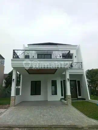 Rumah baru klasik bagus siap huni 2 lantai the icon BSD City