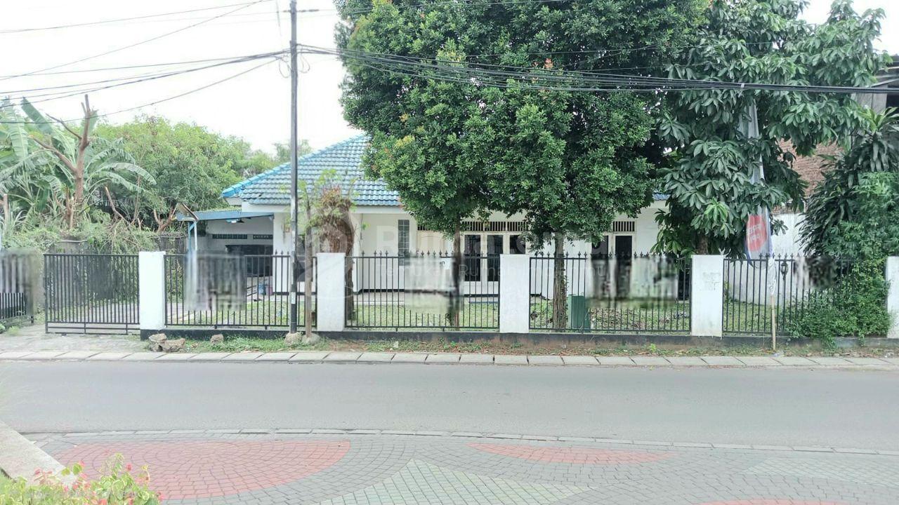 Dijual Rumah Berada Di Daerah Komersil Lokasi Diantara Bintaro dan Pondok Indah Di Ciputat Timur - Tangerang Selatan
