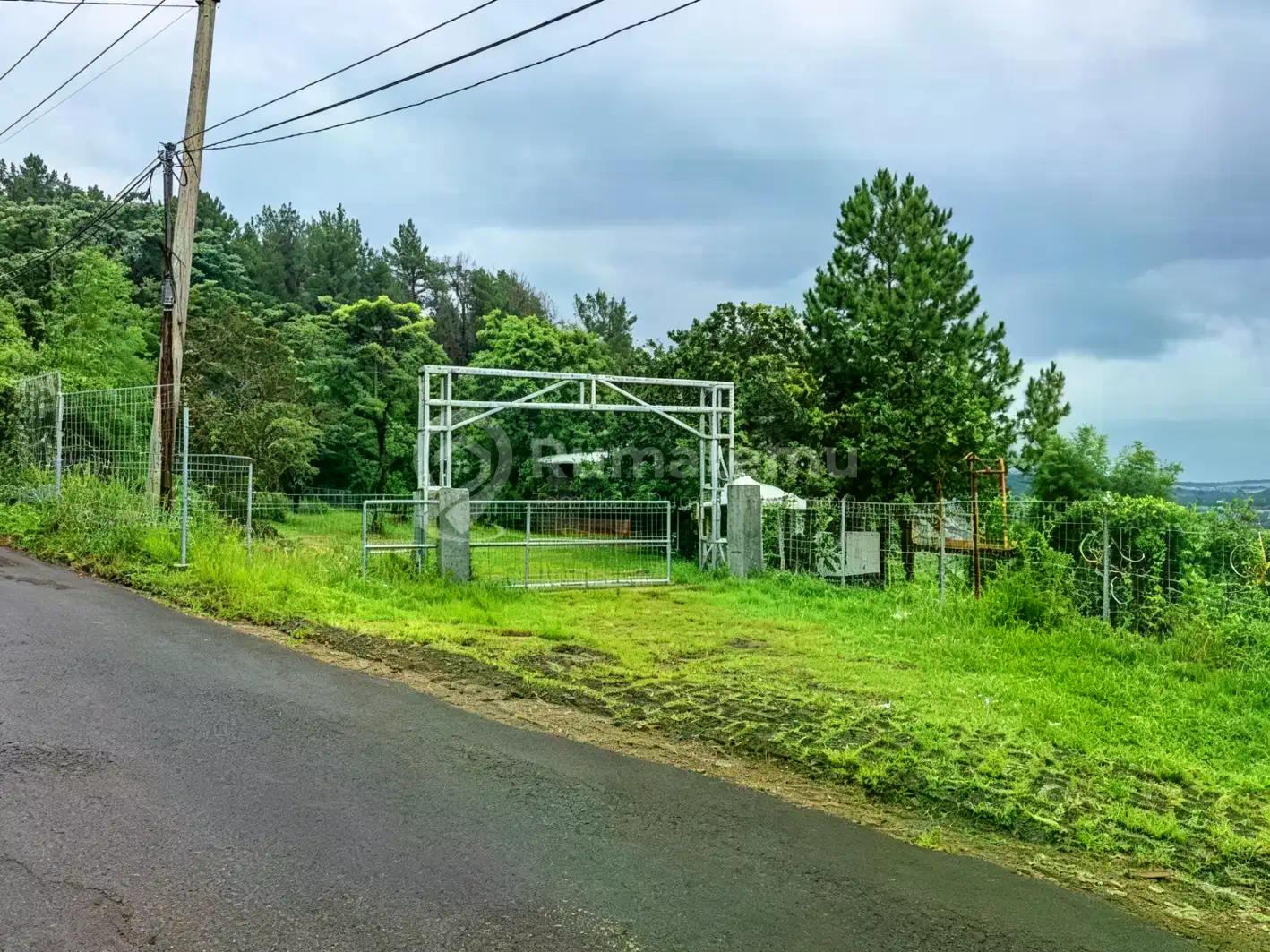 Tanah Sentul Range Golf dan Usaha Wisata