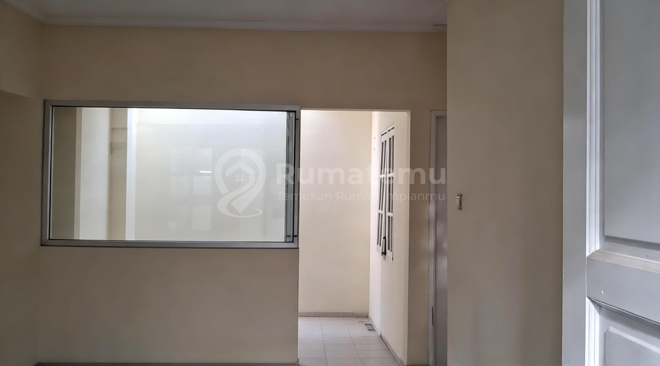 Dijual Rumah Siap Huni Di Lokasi Arcadia Daan Mogot