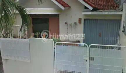 DIJUAL RUMAH TUA DI PERMATA BUANA JAKARTA BARAT!
