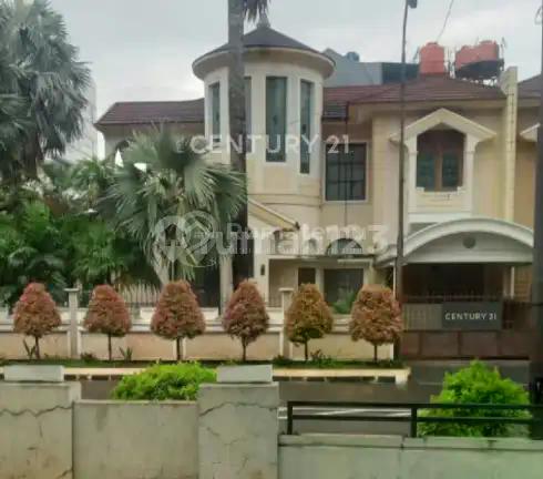 Rumah Cantik di Komp Perumahan Elite Rawamangun One Gate System