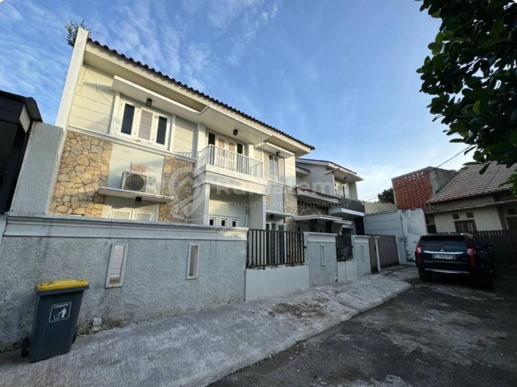 Rumah estetik Cireunde 