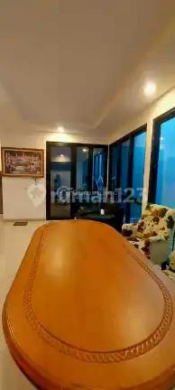 Rumah Classic Design Menarik Furnish Menarik Strategis