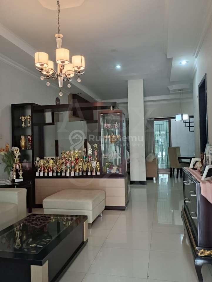 Jual Rumah 2 lantai modern dan minimalis di Pulomas Residence, Kayu Putih, Pulo Gadung, Jakarta