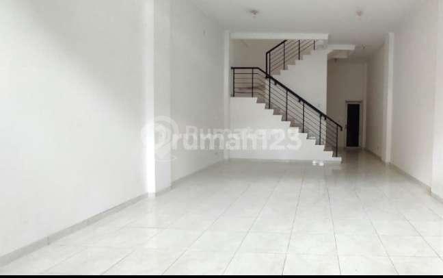 Alam Sutera, 3.5 Lantai, Hadap Jalan. Cocok Untuk Kantor