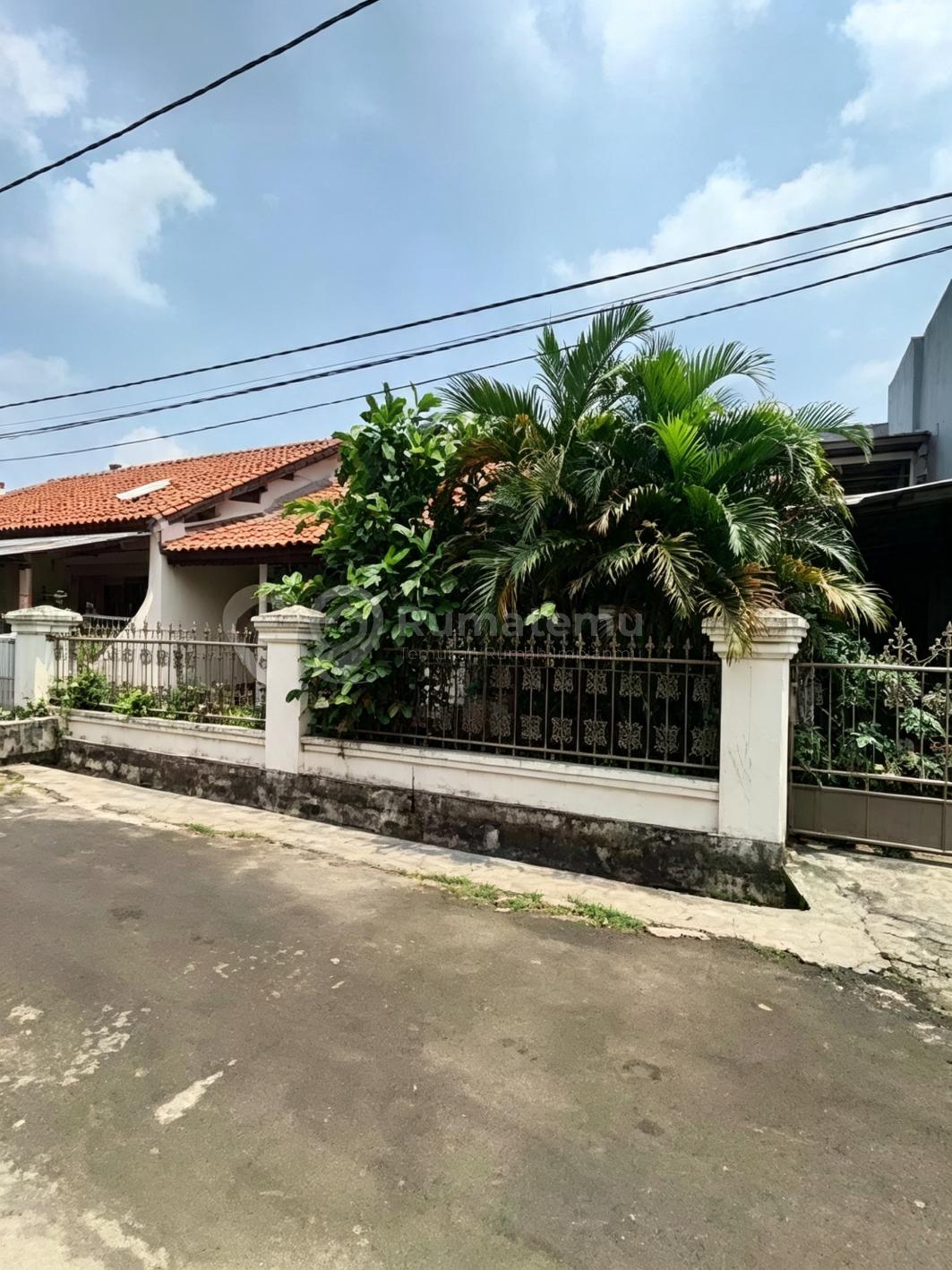 Rumah Murah Hitung Tanah Dalam Komplek Di Pondok Gede Bekasi