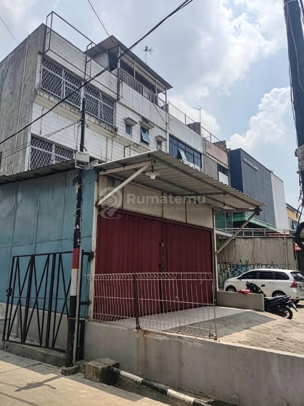 Ruko Strategis di Jalan Raya Kalimalang