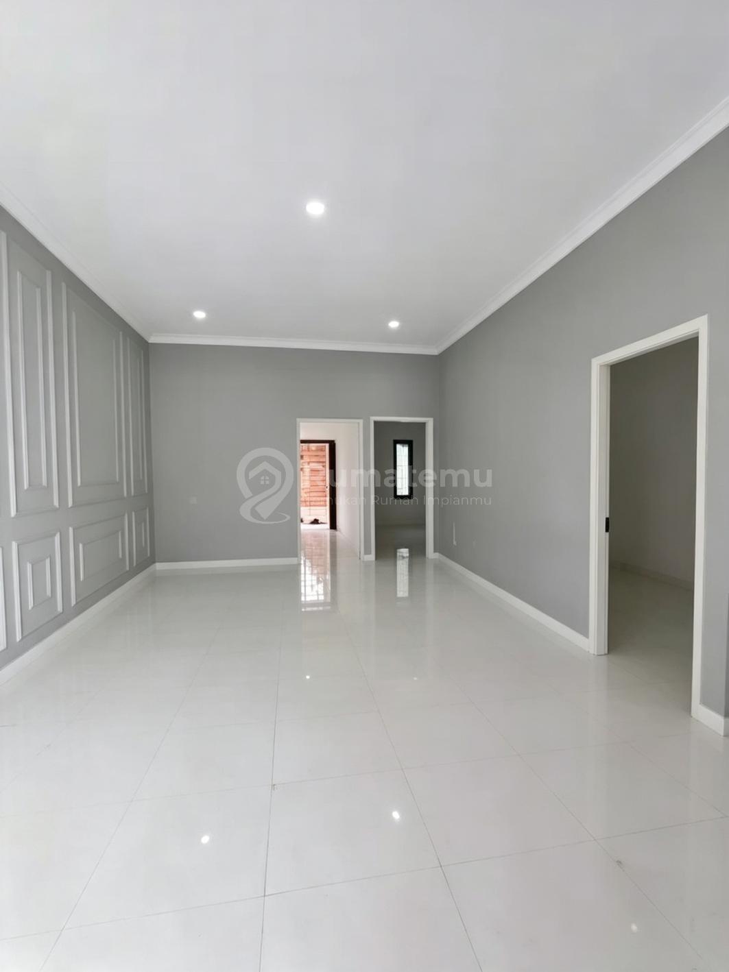 Rumah Baru Siap Huni, 50 Meter ke Jalan Muhi Raya Pondok Pinang