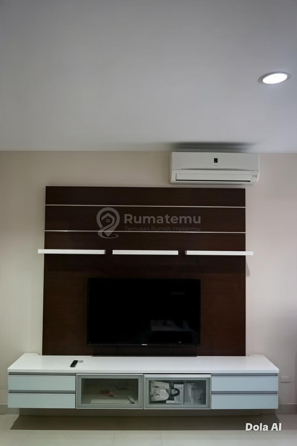Dijual Rumah Full Furnished Brand New @Green Court, Cengkareng