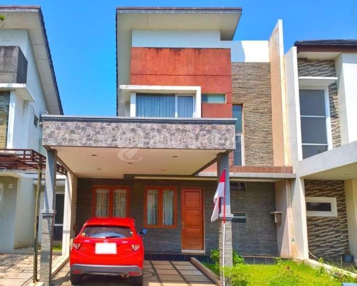 Rumah The Icon Western Cosmo Hanya 10 Menit ke Mall AEON BSD, Tangerang Selatan