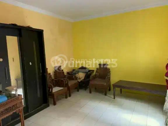 Rumah Siap Huni Pinggir Jalan, 700 M Ke Lenteng Agung Raya