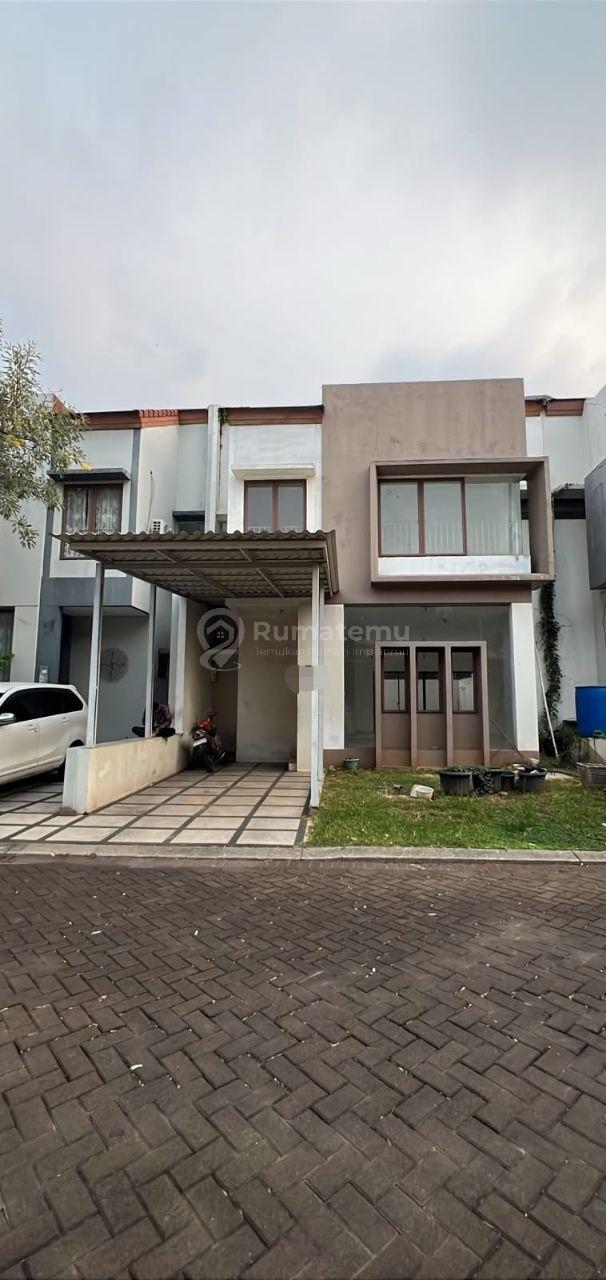 Rumah siap huni di JGC cluster depan Cakung Jakarta Timur
