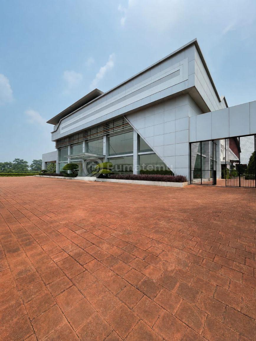 Dijual Showroom Sawangan Depok 