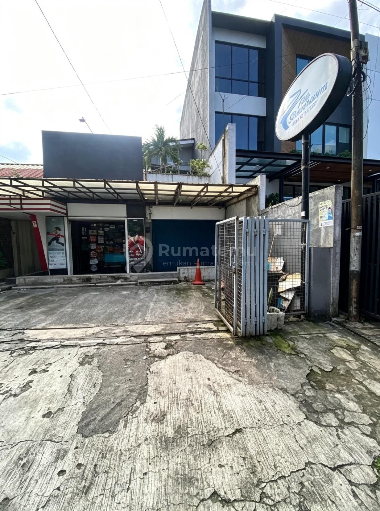 DisewakanTahunan Ruko Lokasi Strategis Harga Menarik Di Tebet