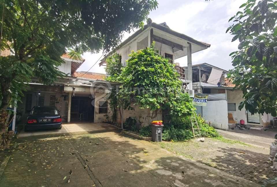 Dijual Rumah 2 lantai Cocok untuk rukost, cafe Tanjung Duren Selatan, Grogol Petamburan