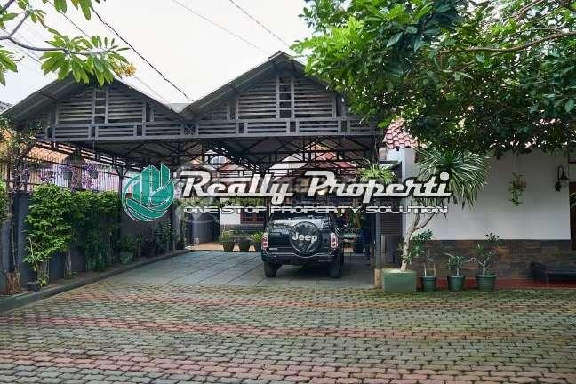 Dijual Rumah Hook plus Paviliun Asri dan Cantik di Bambu Apus Cipayung Jakarta Timur