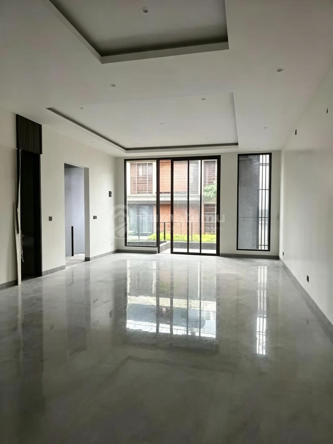Rumah Brand New di Permata Buana 5+1 KT Uk8 4 Lantai