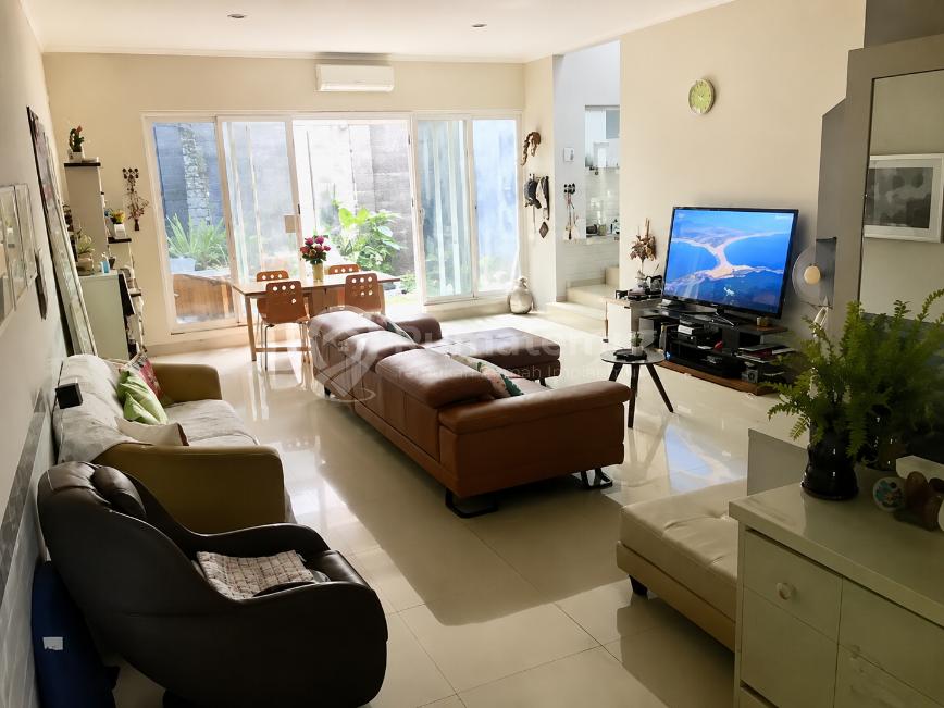 Jual Super Cepat Rumah Cantik 2 Lantai Modernland Tangerang
