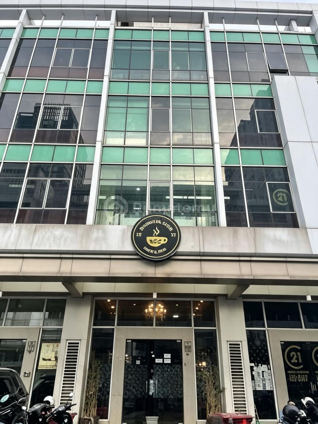 Dijual Ruko Kensington Semi Furnish Kelapa Gading Jakarta Utara