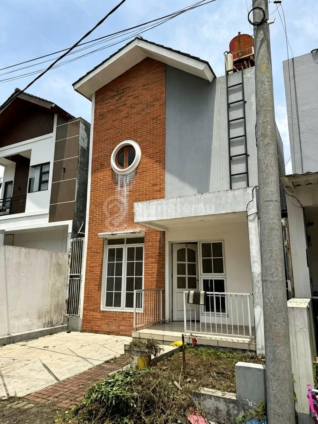 Dibawah Harga Pasar !!! Rumah Murah Cisaranten Kulon Arcamanik Endah dekat Antapani Bandung