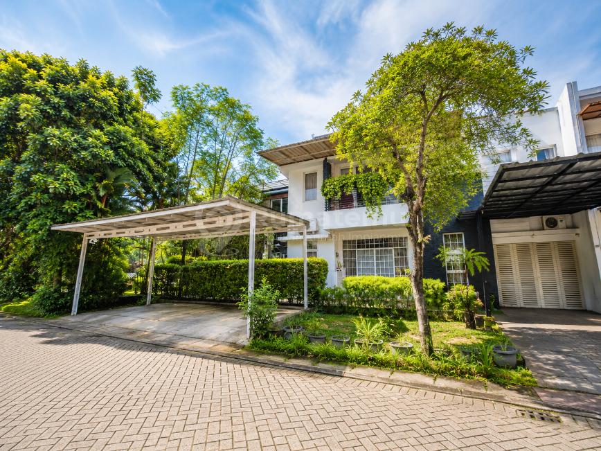 RUMAH PURI MANSION KOMPLEK EKSKLUSIF KEMBANGAN JAKARTA BARAT