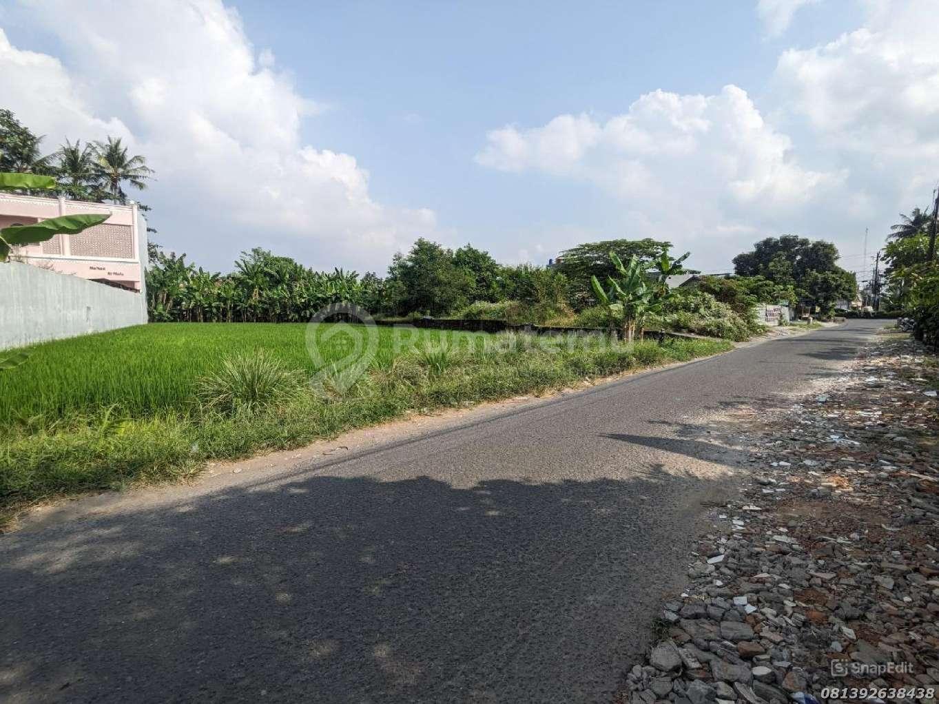 700 Meter Jl. Raya Tajem Tanah Jogja Maguwoharjo Sleman SHM Pekarangan