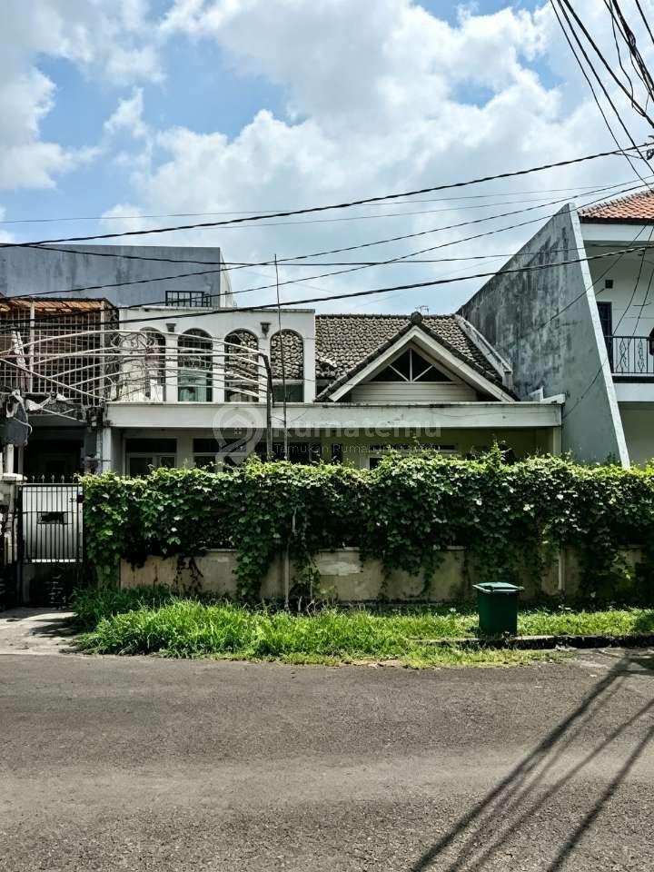 Rumah Tua Citra 2 Jalan Lebar Lokasi Strategis