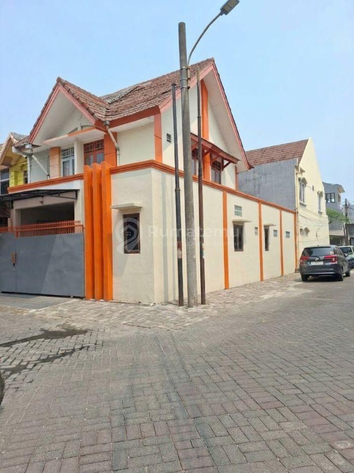 Dijual Cepat Rumah hook 2lt terawat, di Taman Palem Lestari, Jakarta Barat