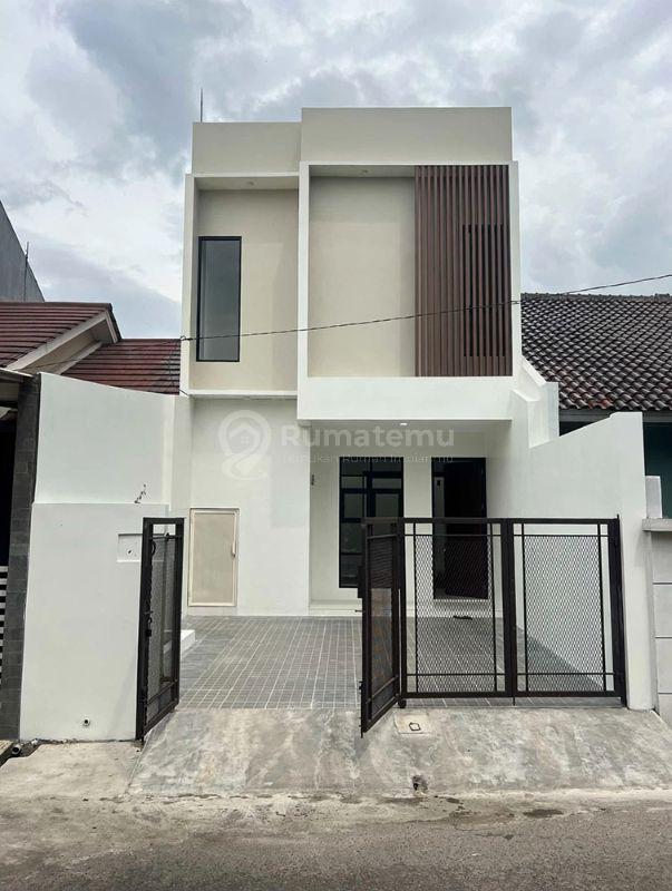 Rumah Baru Gaya Modern Tropis Minimalis Lantai Full Granit 3 Kamar Tidur 3 Kamar Mandi Carport Lingkungan Tenang Nyaman Aman di Arcamanik Bandung