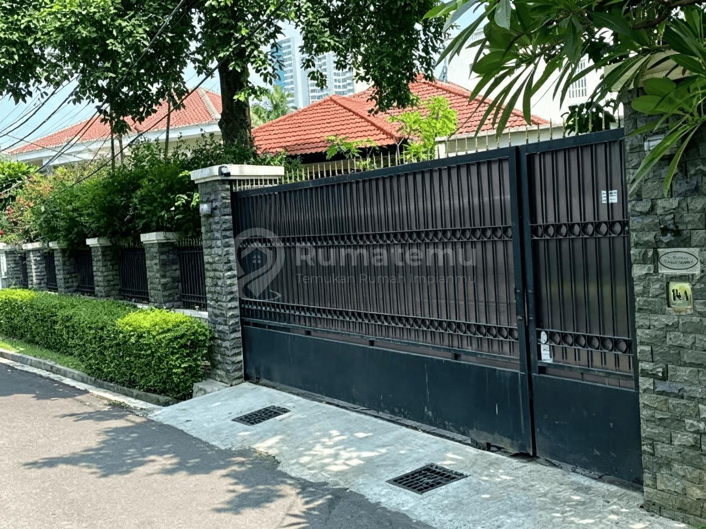Dijual Rumah Iap Huni Di Kemang Jakarta Selatan