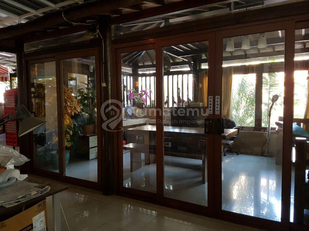 DIJUAL RUMAH HOOK BUKIT GADING MEDITERANIA  LOKASI : Bukit Gading Mediterania (Jalan Utama) 
