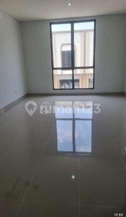 De Park, Heliconia, Rumah Lebar 12, Split Level 3 Lantai