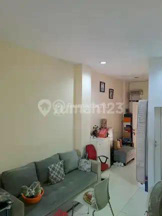 Dijual Murah Rumah.2lantai Siap Huni