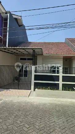 Rumah 1 lantai dekat mesjid 3 kamar tidur Griya loka BSD