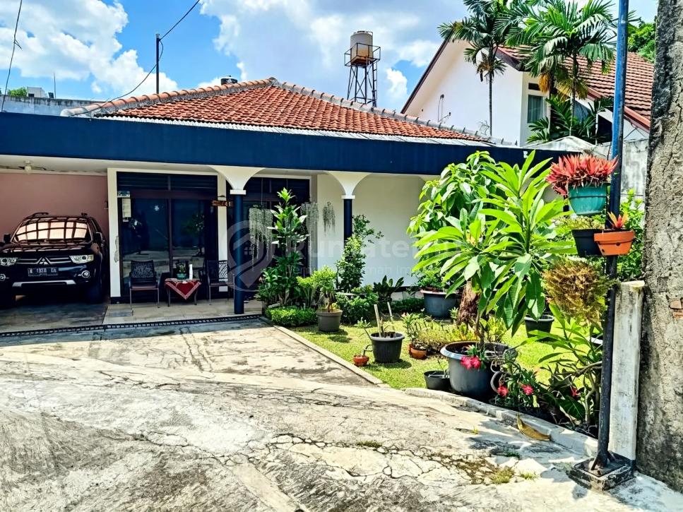 Dijual Rumah Tebet Luas 346m2 Harga 7m Nego. Lokasi Strategis.