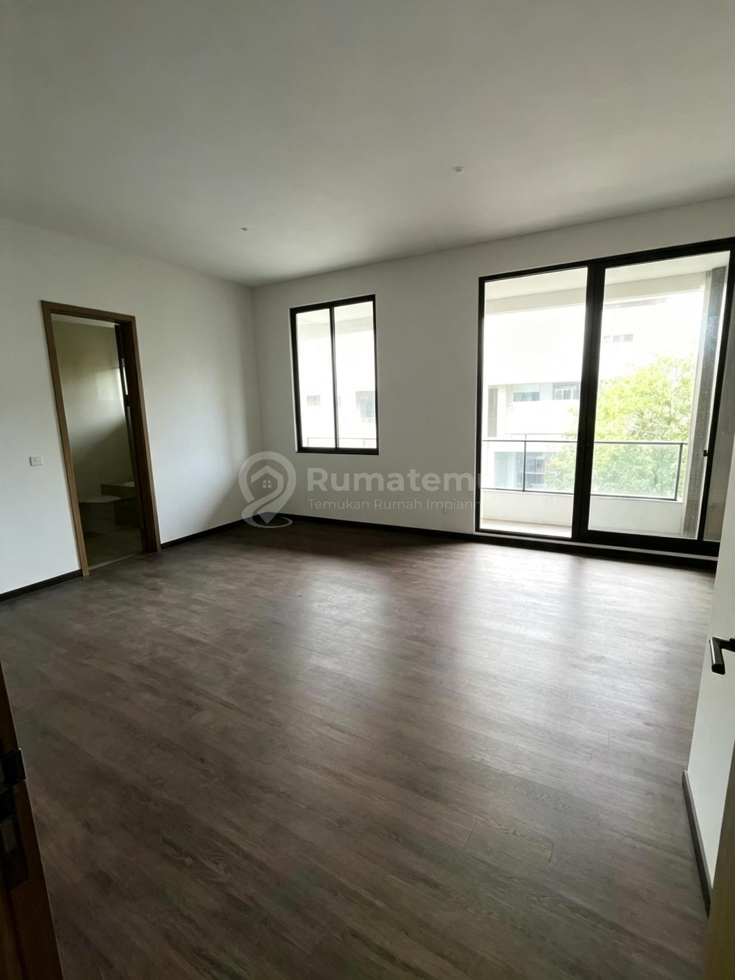 Dijual Rumah Di Zora Termurah Di Bawah Harga Pasar, Dekat Ipeka Bsd