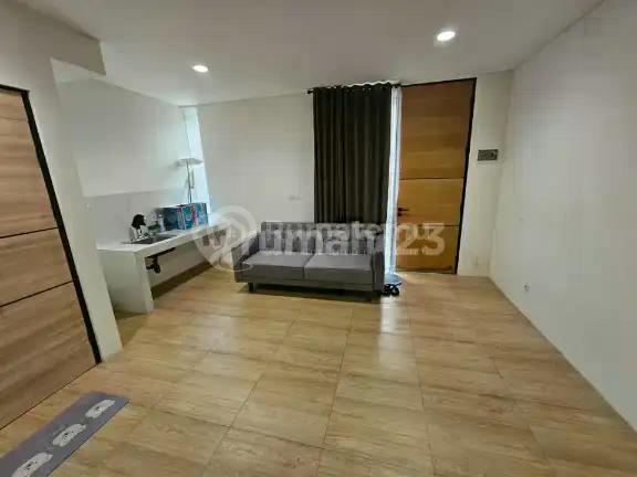 Rumah Dibawah 1 M di Lippo Karawaci, Tangerang, Rumah Siap Huni, Barat