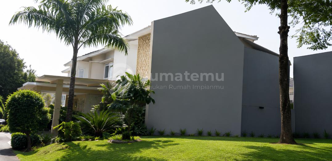 Rumah 3 Lantai Siap Transaksi Paradise Serpong City Pamulang