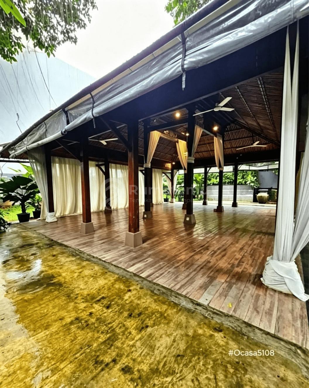 Bangunan Komersial Cocok Untuk Villa, Cafe, Office Di Kemang Luas 1344M2 Harga NJOP Cocok untuk Cafe Restoran Guest House Office