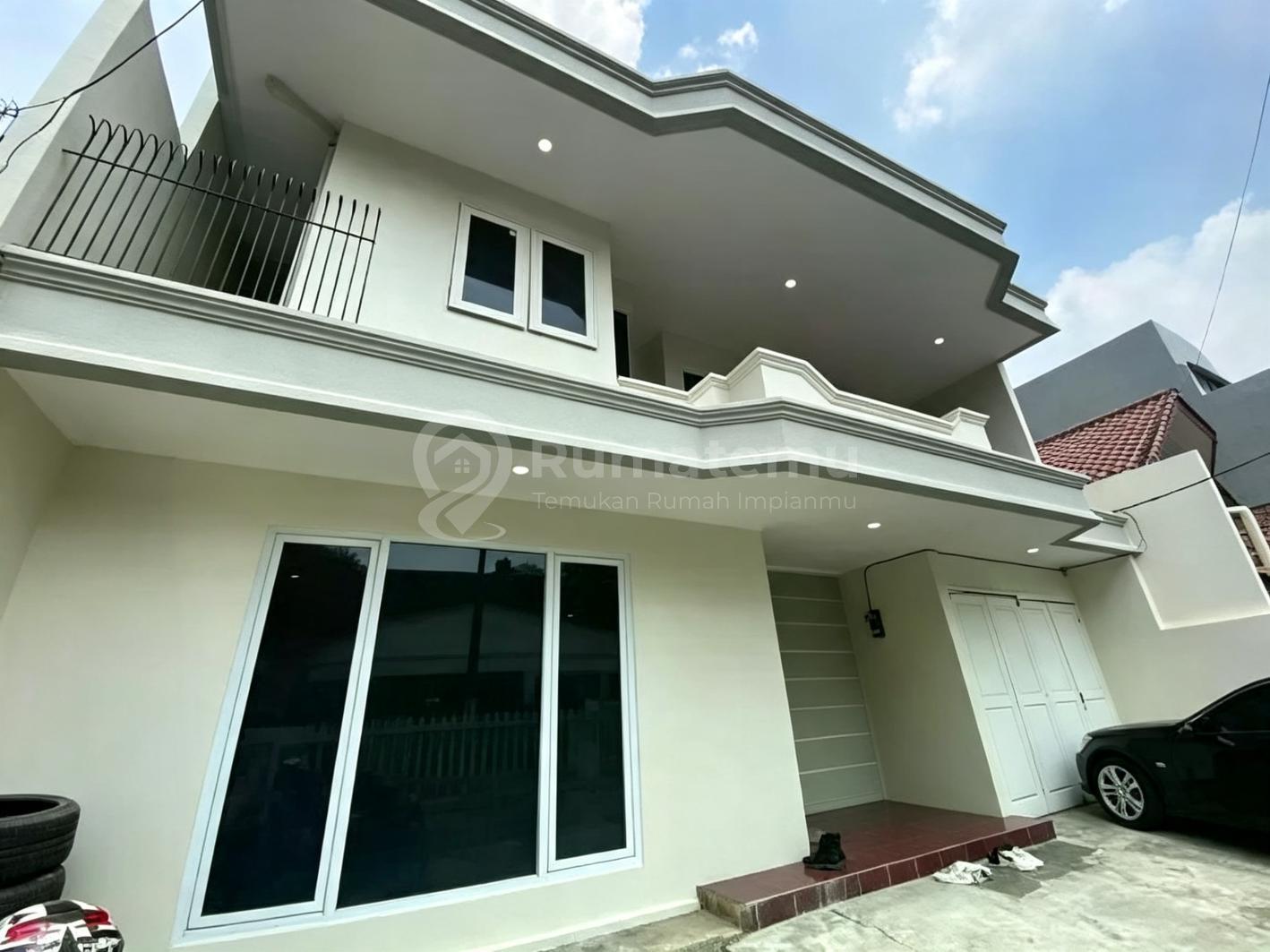 Dijual Rumah Baru Siap Huni di Kebayoran Baru Jakarta Selatan