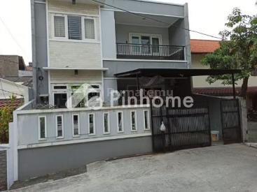 Dijual Rumah Siap Huni Dekat Mall di Jalan Harpa Kelapa Gading