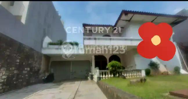 Rumah Lama Lebar 20 Meter di Kompleks Elit Permata Hijau
