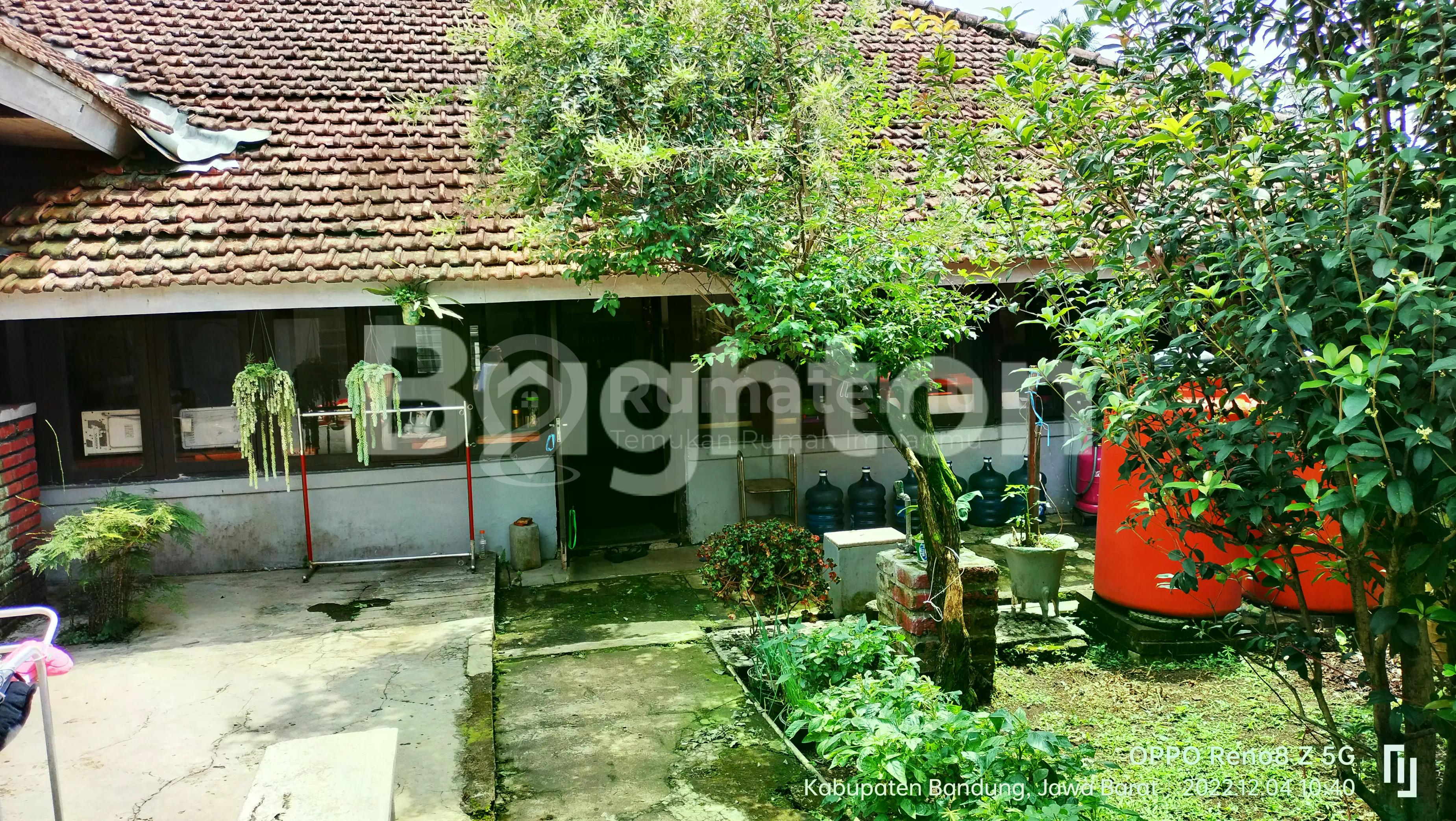  Dijual Rumah Besar Hitung Tanah di Dago Atas Bandung